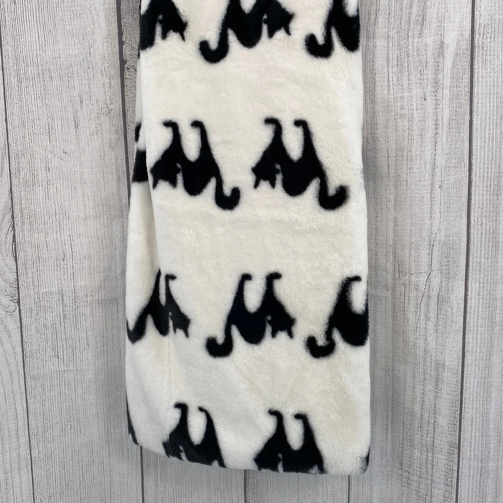 Storehouse Throw Blanket 50x70 White Black Cat Halloween Spooky Faux Fur Plush